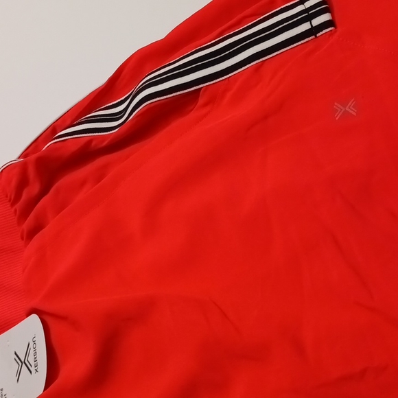 Xersion Ladies Red  Running Shorts- XXL - Picture 7 of 7